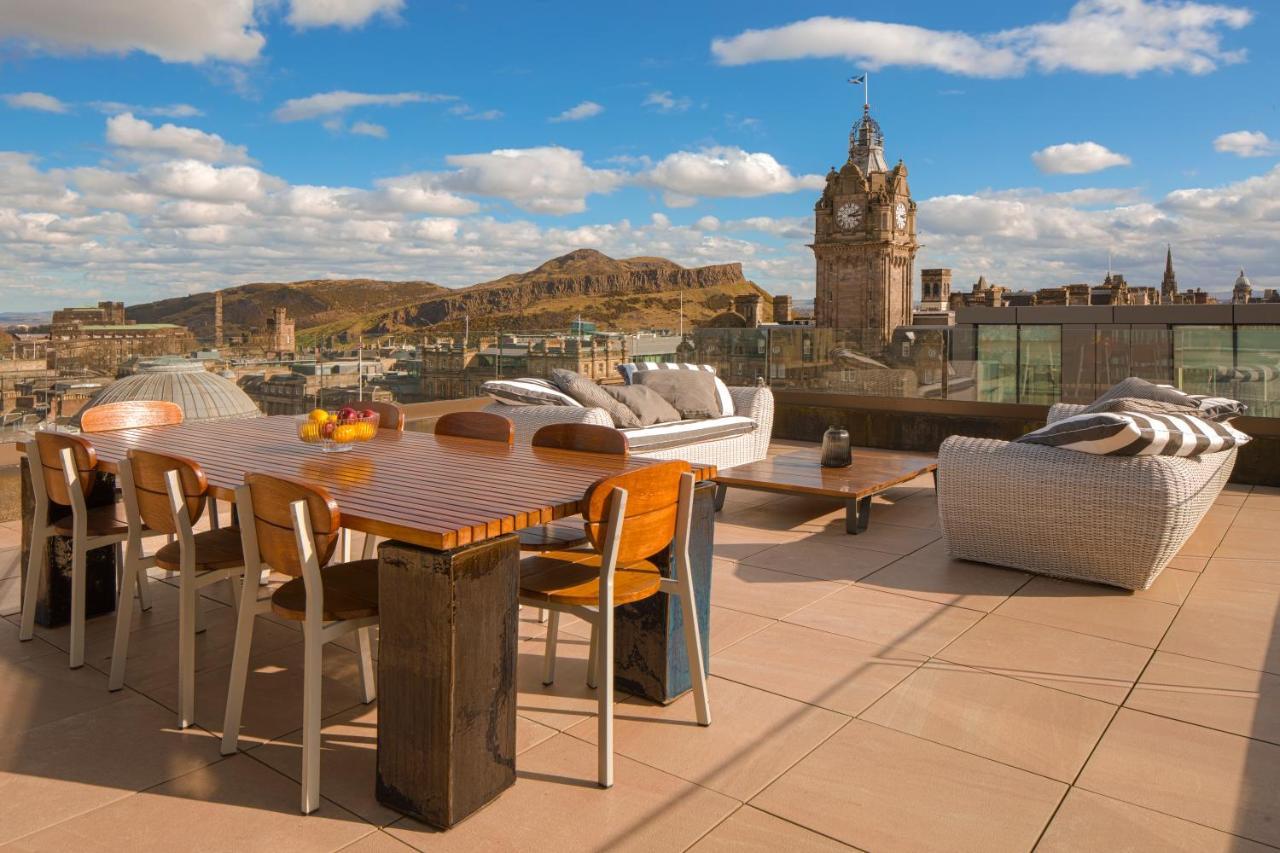 Aparthotel Cheval The Edinburgh Grand Exterior foto The rooftop terrace at the Edinburgh Marriott Hotel