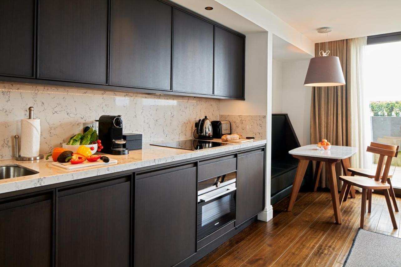 Aparthotel Cheval The Edinburgh Grand Exterior foto Kitchen