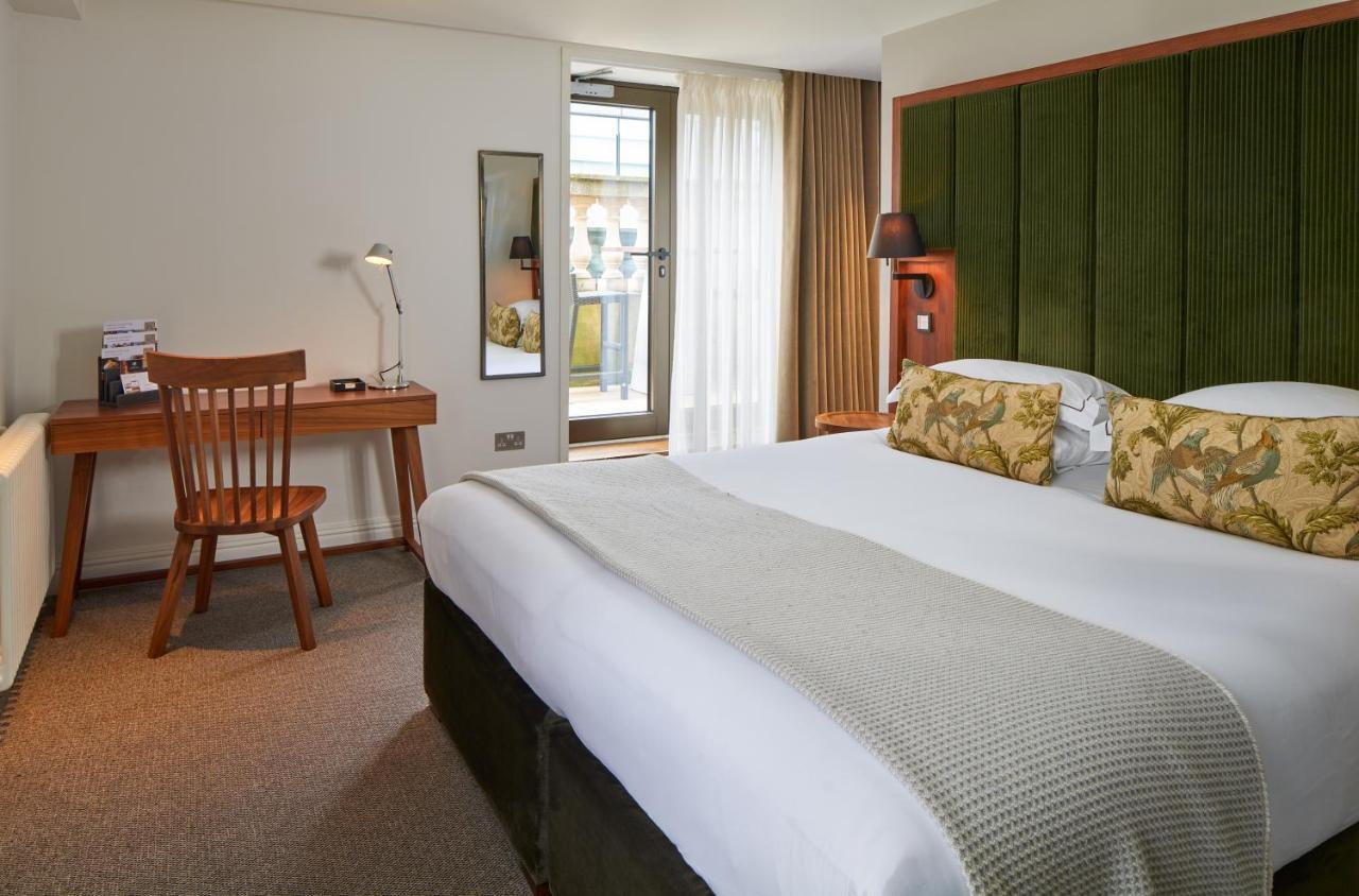 Aparthotel Cheval The Edinburgh Grand Exterior foto A room at the hotel