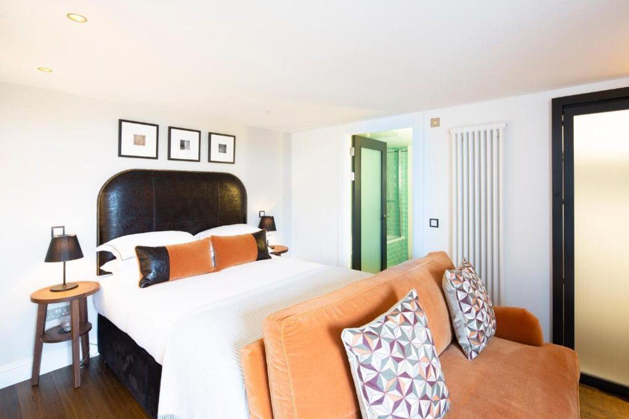Aparthotel Cheval The Edinburgh Grand Exterior foto A bedroom at the hotel
