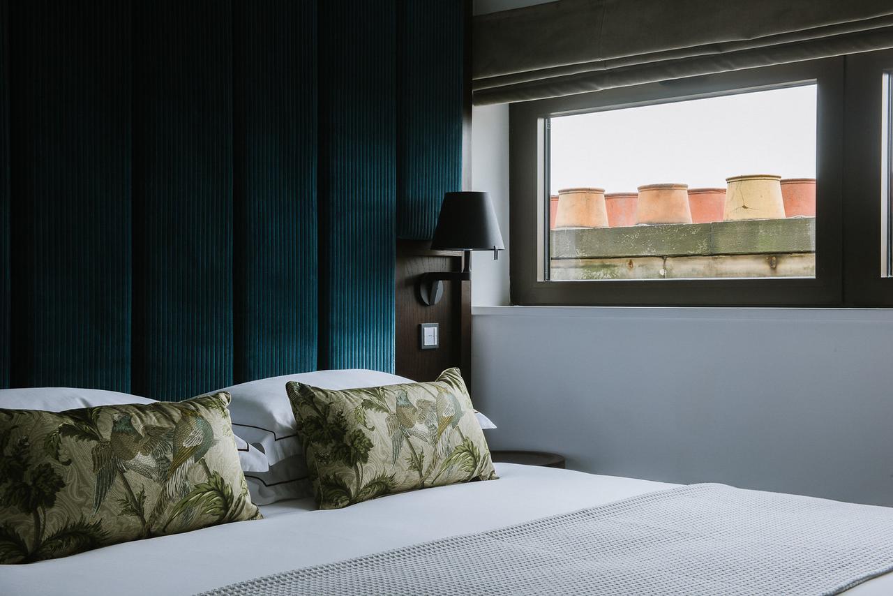 Aparthotel Cheval The Edinburgh Grand Exterior foto A bedroom at the hotel